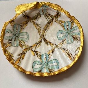 Handcrafted Shell Dish Bow Blue Gold Decoupage